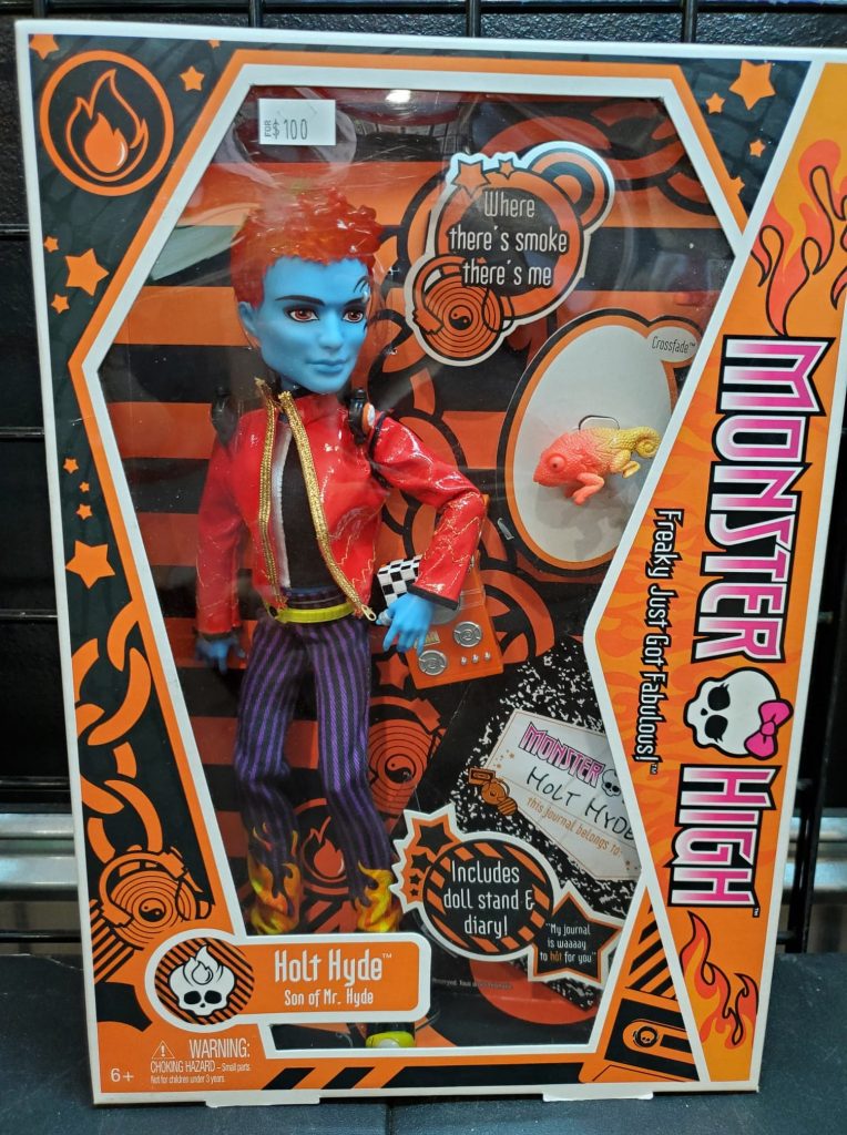 monster high holt hyde with pet chameleon crossfade